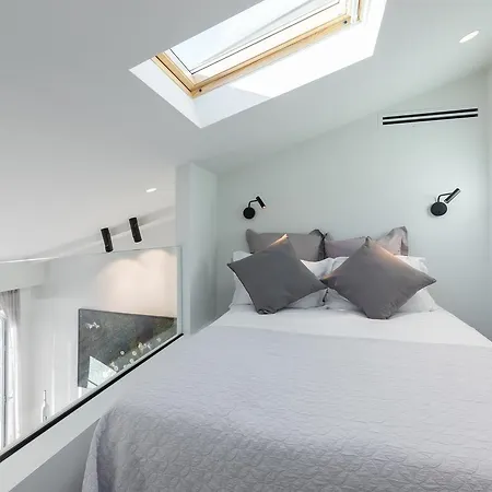 Riviera - Duplex Dernier Etage شقة نيس