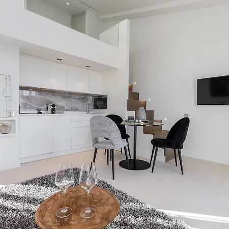 Riviera - Duplex Dernier Etage * نيس